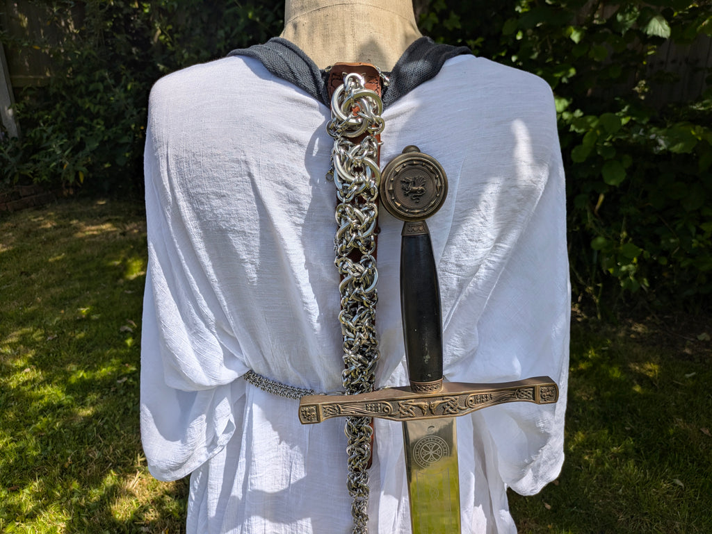Celtic knot Exo-spine